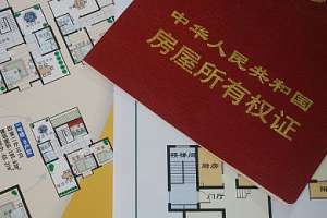 桥头一起车祸堵瘫知音桥2小时